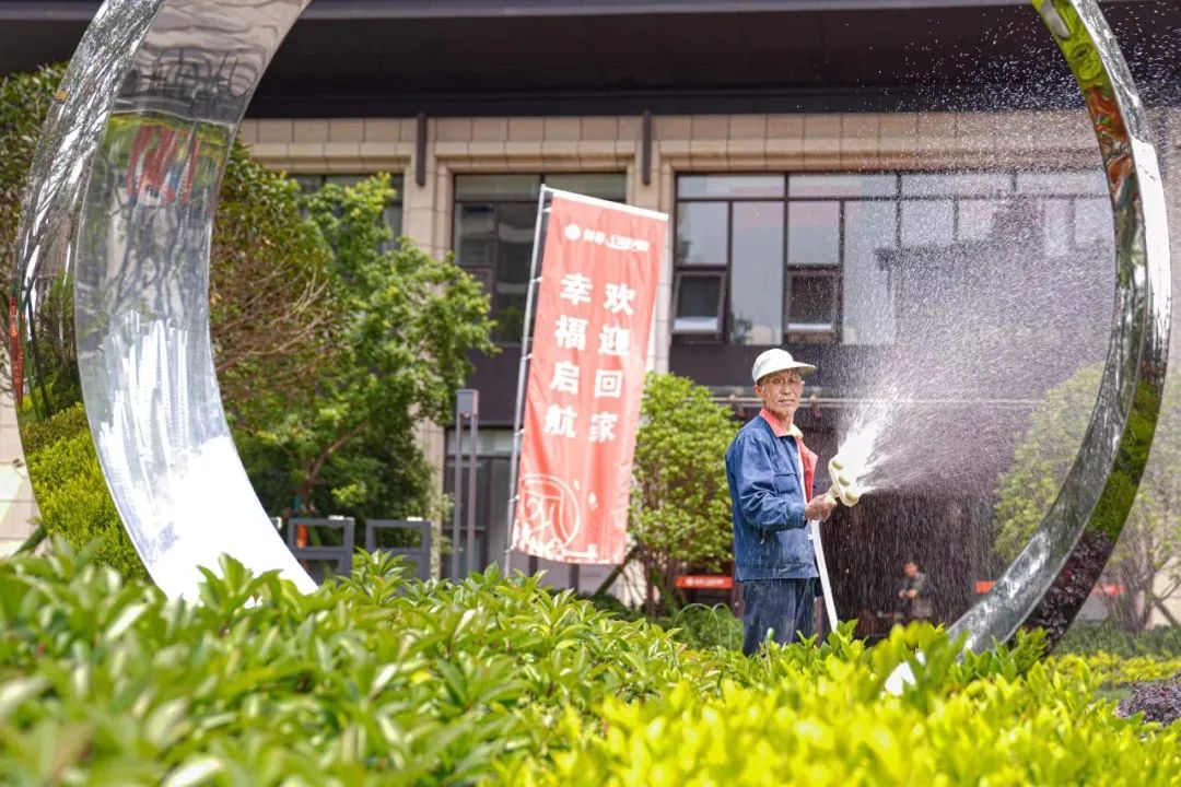 “双标”蒋海涛：我的房企有两套“家文化”