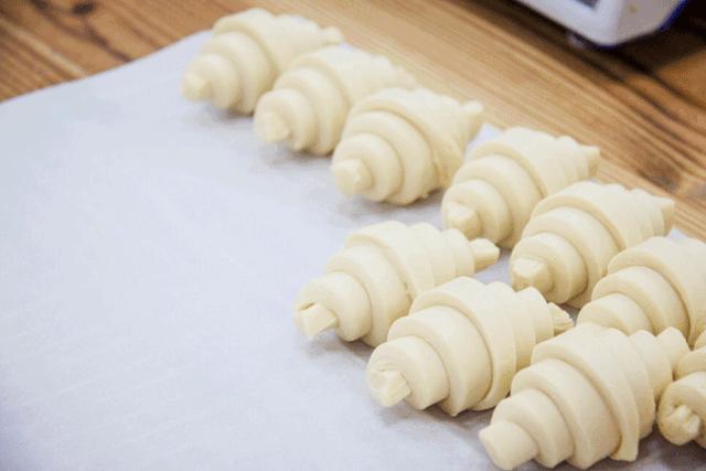 做羊角面包的方法不需要烤箱,羊角面包怎么酥脆