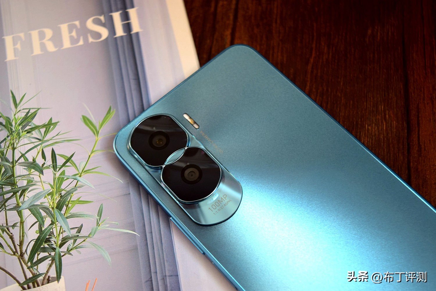 小米note12pro极速版和荣耀x50i,荣耀x50i的一亿像素怎么使用