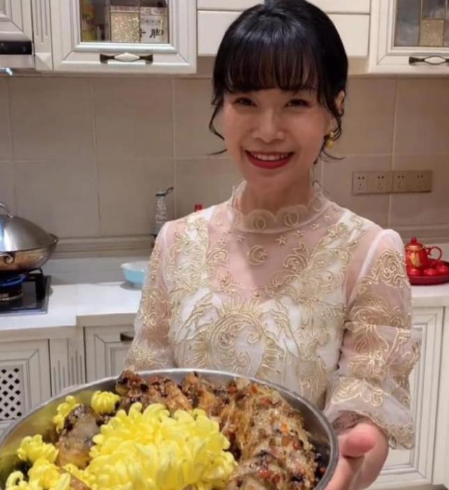 cici888跟赌王三太什么关系,cici888是赌王三太的侄女吗