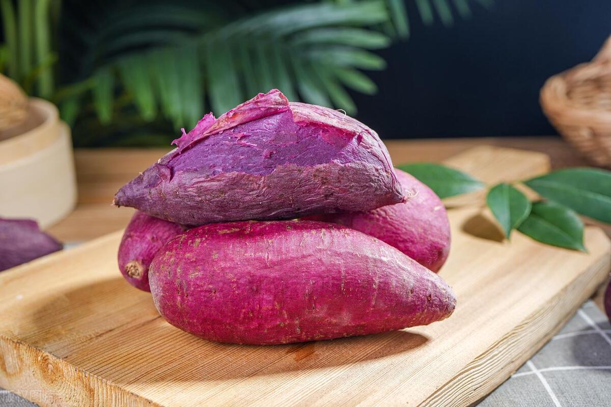 吃哪些食物蔬菜水果对眼睛有好处,有哪些蔬菜和水果对眼睛有营养