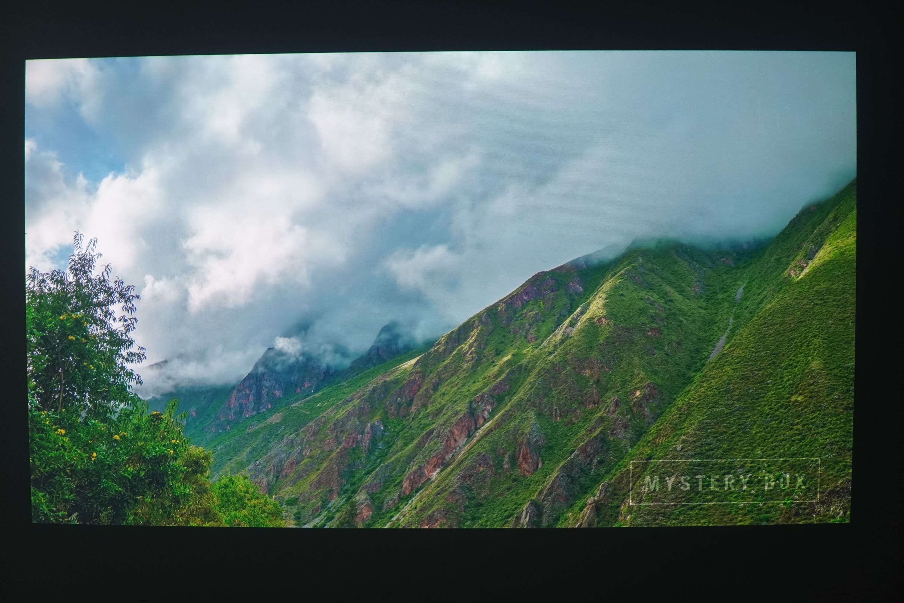 低成本实现老投影仪智能化——爱奇艺电视果6测评