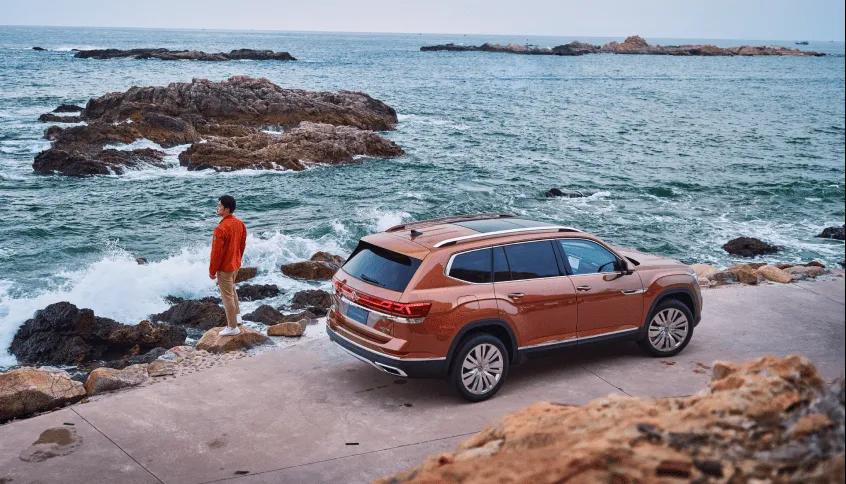 健美力量与美感动作,力量美感女性