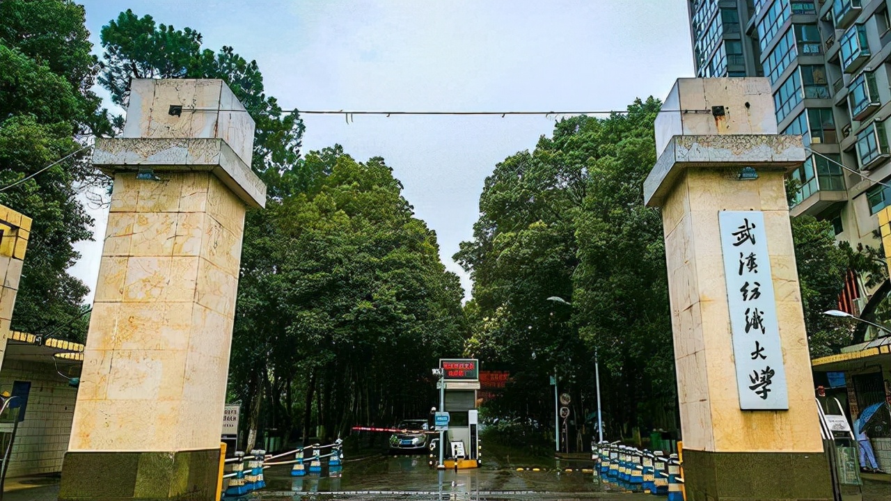 坚持“冷门行业名字”的6所大学，他们不嫌弃自己行业，值得钦佩