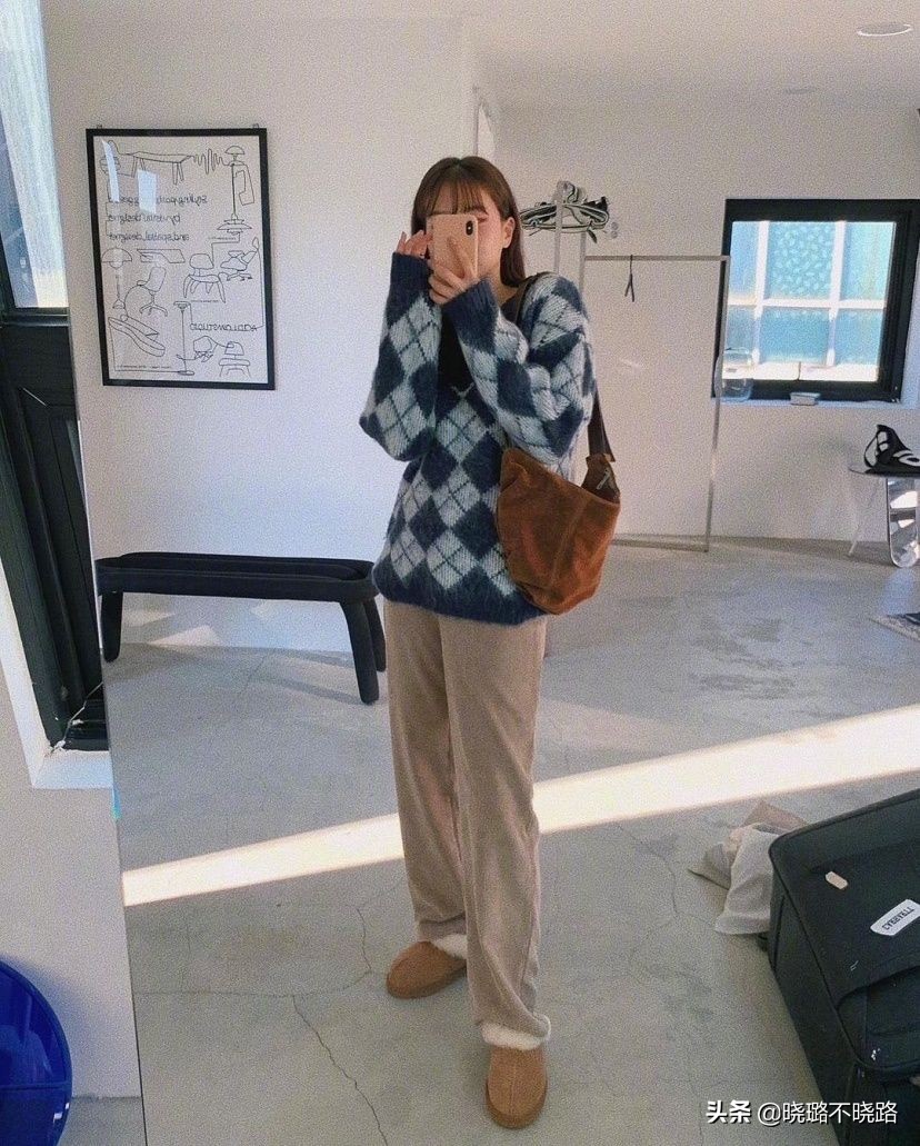 卡其直筒裤秋冬搭配,秋冬卡其裤最经典的搭配