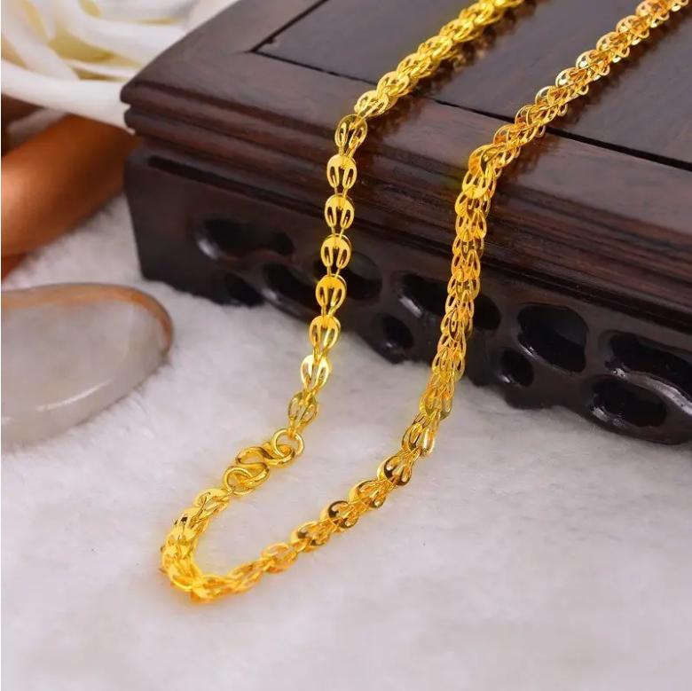 黄金项链戴了几天变黑是不是假的,黄金项链戴久了接口处发黑