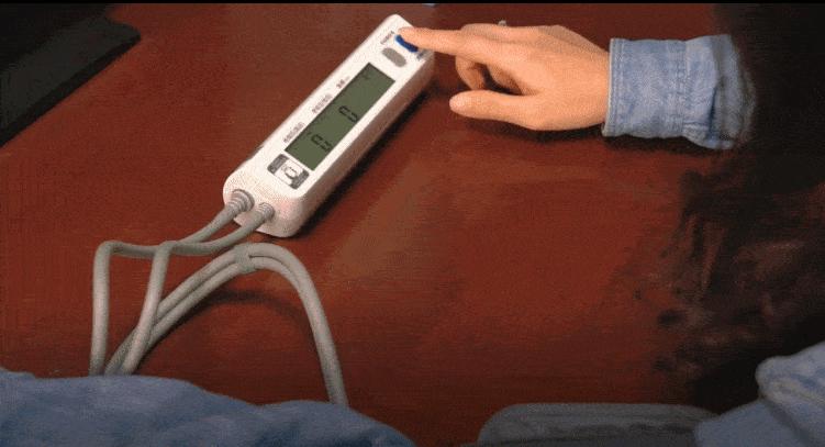 晨起第一杯水喝淡盐水还是蜂蜜水,每天盐水蜂蜜水柠檬水换着喝