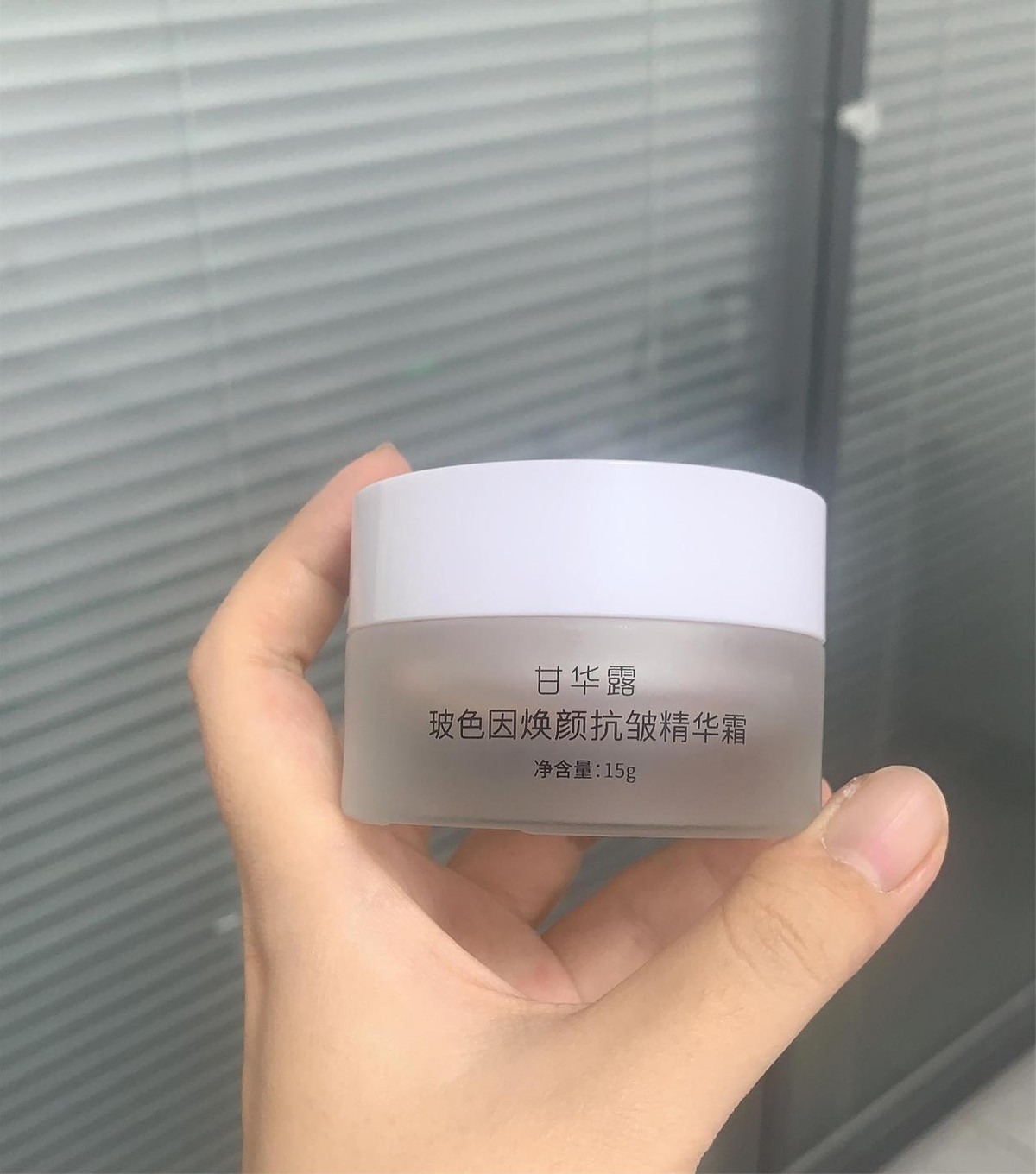 50多岁的女士最佳护肤品推荐,最新20岁护肤品推荐