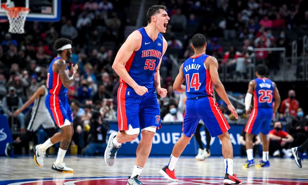 全美中锋第一名,全美第一ncaa