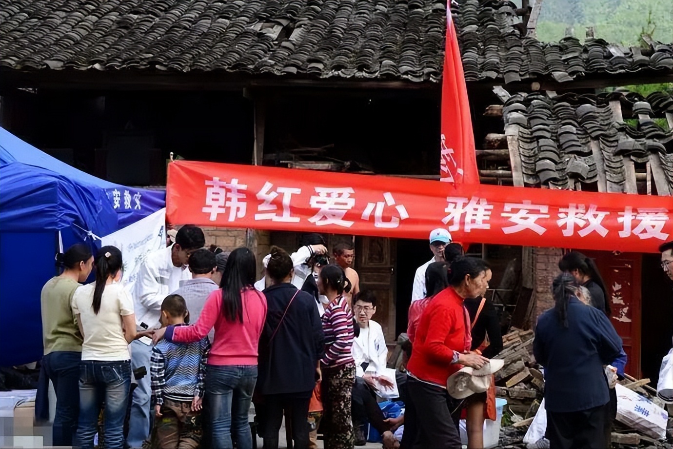 韩红慈善基金会举报后调查结果,韩红被举报捐款名单