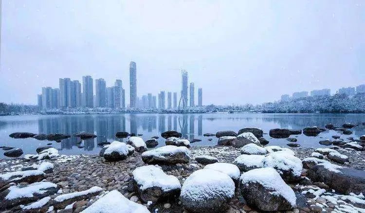 躺平，观望，不折腾，是不是当下西安最好的买房投资？