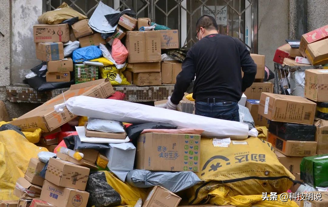 韵达快递一个月没动了可以投诉吗,韵达快递一个月没取怎么办