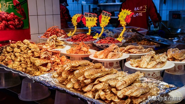 去长沙吃美食去哪个景点更合适,去长沙旅游有什么好吃的