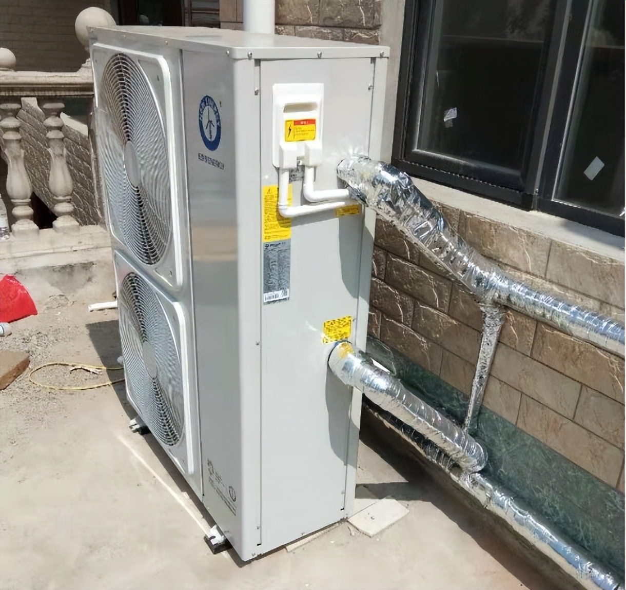 自建房空气能热泵选哪个品牌,农村自建房空气源热泵制热