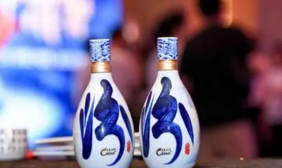 为什么在烟酒店买东西不能说送人,去烟酒店买酒为什么不能说去送人