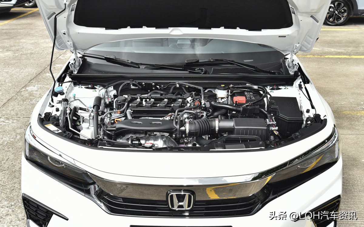 月薪6000左右买雅阁可以吗,二手雅阁与新款思域怎么选择