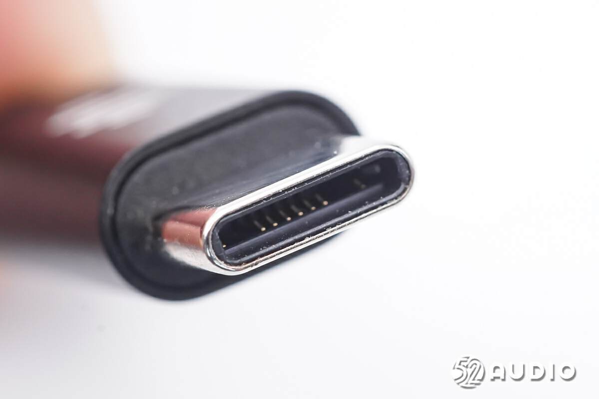 iLuvUSB-Cto3.5mm转换器拆解，高保真音频，24bit/96kHz分辨率