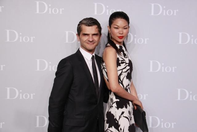 超模吕燕的丈夫和家人近况,超模吕燕全家