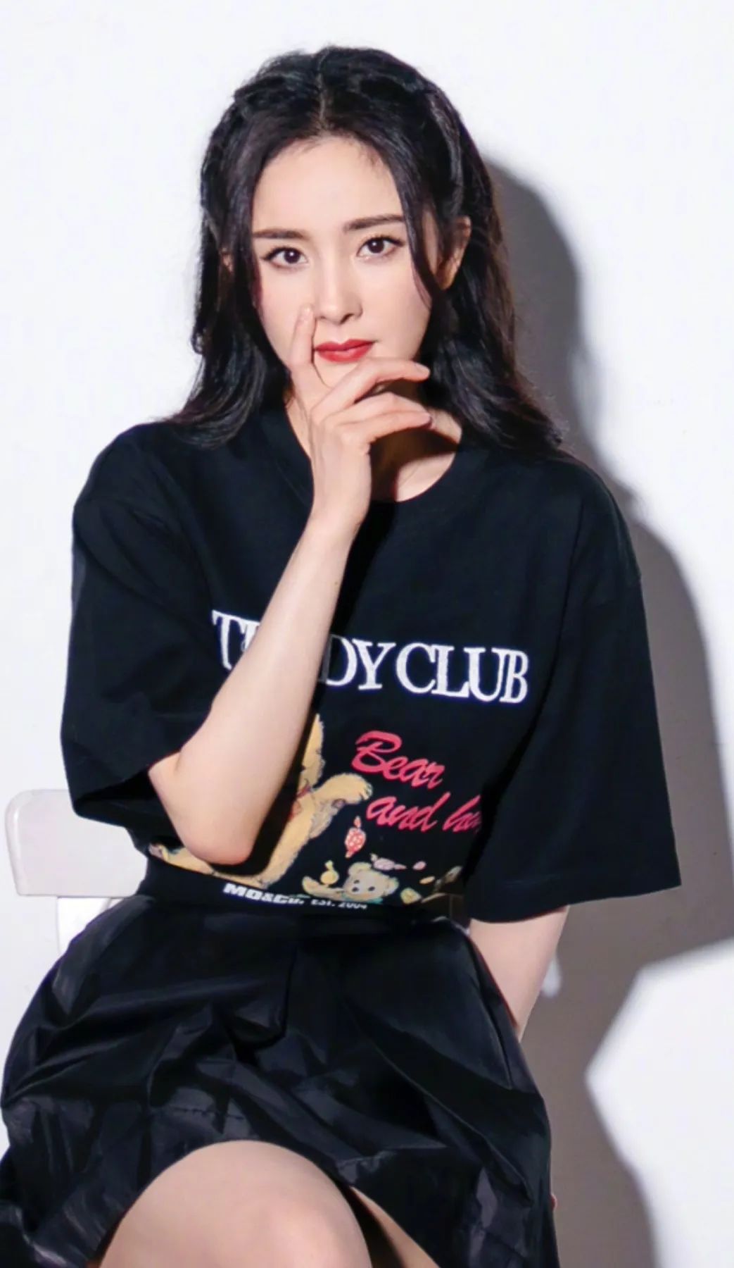 女生为了变美到底有多假动漫版,女生为了变美做整容手术