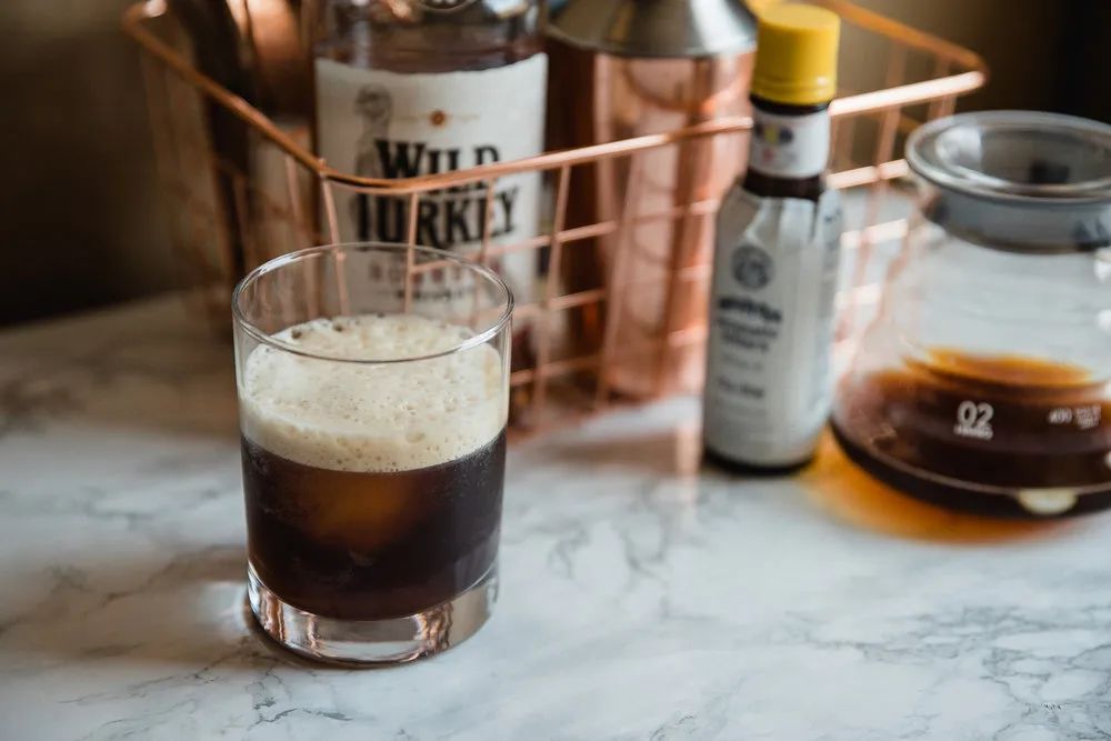 酒和咖啡配什么喝好喝,咖啡加酒的5种喝法款款都是经典