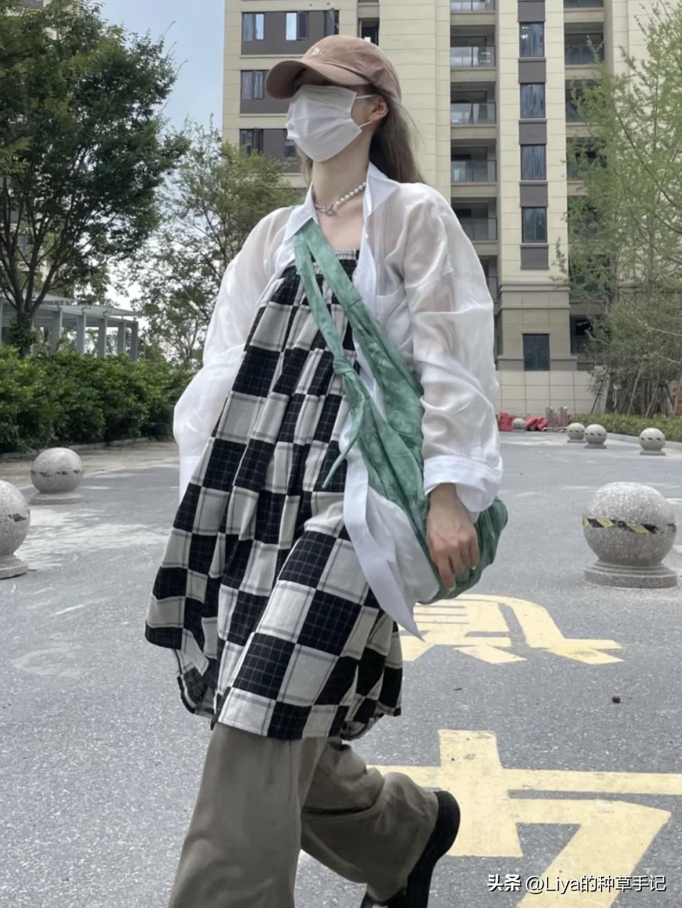 这条“女王裤”才是夏日的正确打开方式，没有心动算我输！