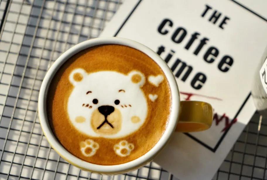 开一家咖啡厅一年挣多少钱,开咖啡馆真的赚钱吗