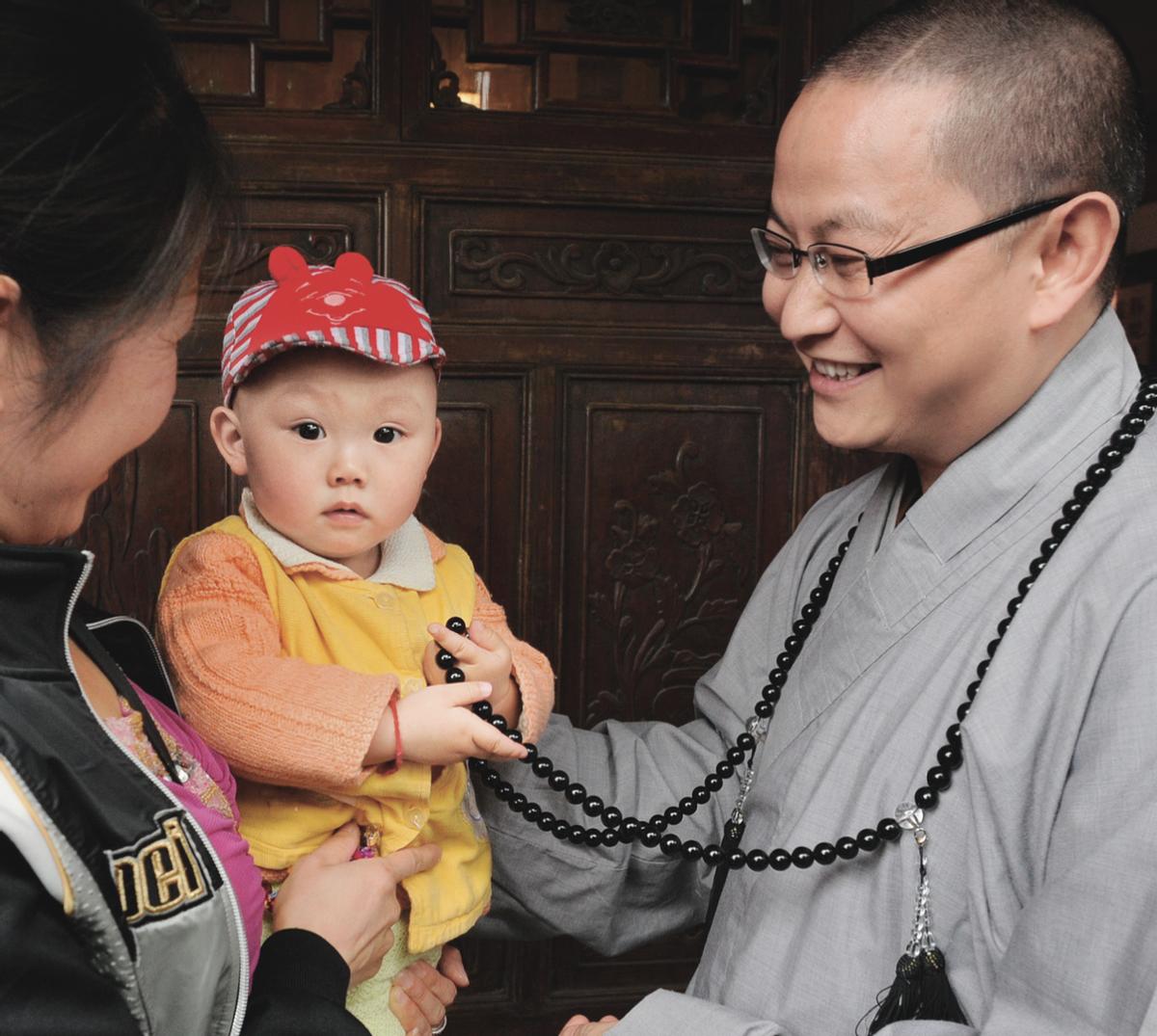 素全法师破三戒佛菩萨会怪罪吗,素全法师在汶川地震中连破三戒