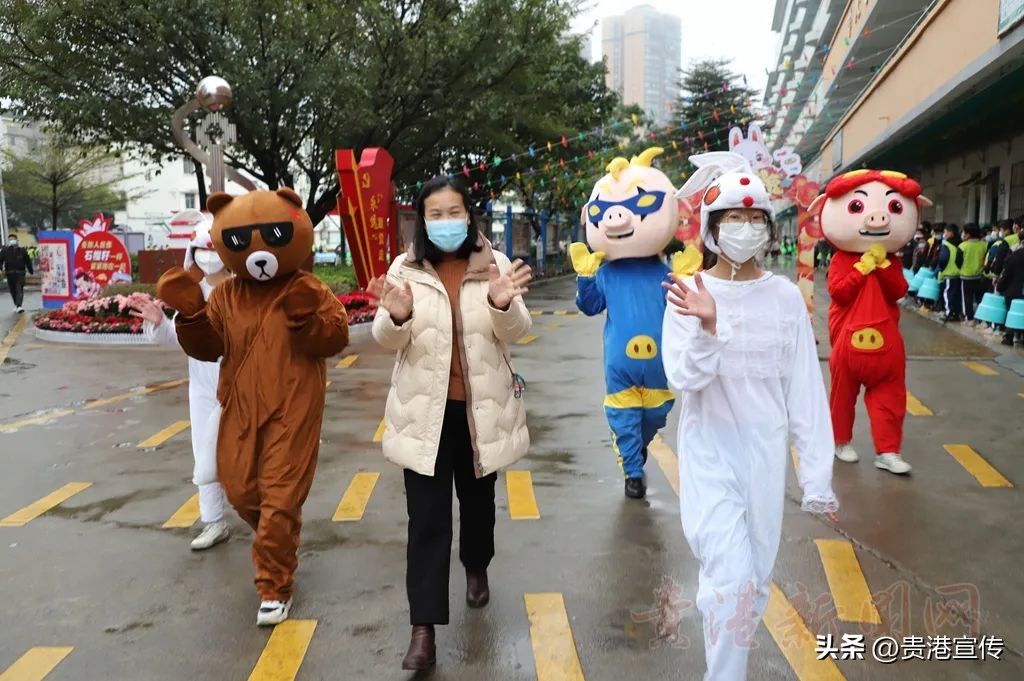 开学花式迎新,广西南宁市花式开学