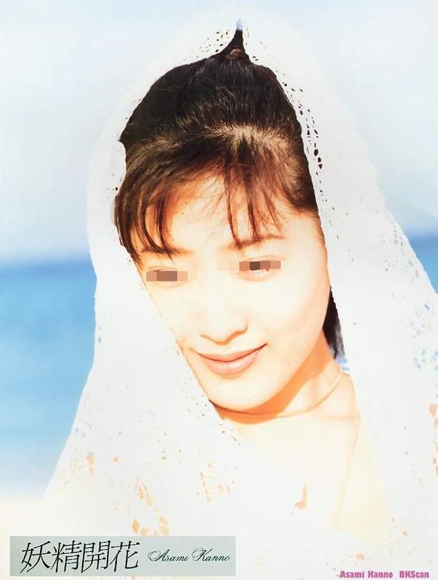 消失十几年19岁下海当*星艳**、酒局捏爆假胸34D变32A，上岸卖拉面？