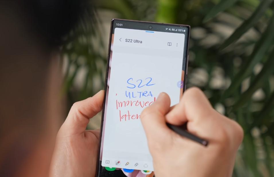 三星s22和iphone12哪个更值得买,三星s22和苹果哪个更值得入手