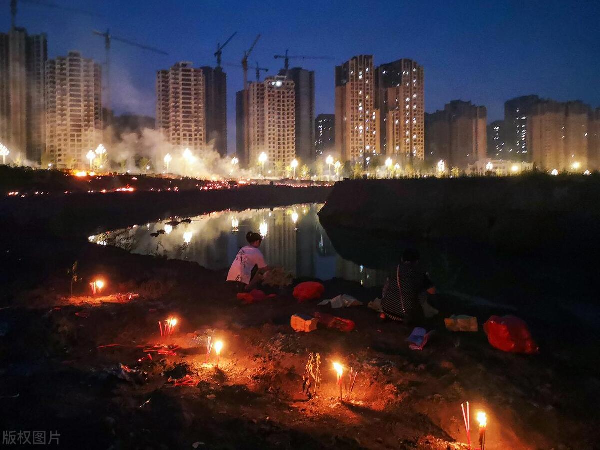 中元节传统习俗有哪些,中元节的习俗有哪些简短