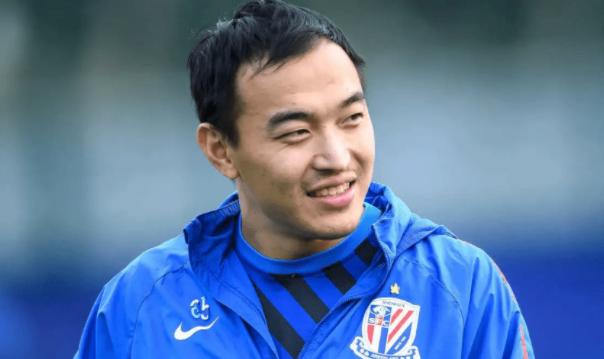 李佳航微博回应,李佳航为中国足球发声