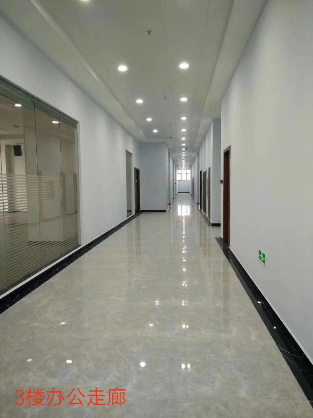 南昌滨江一号写字楼出租,南昌东湖200平写字楼出租