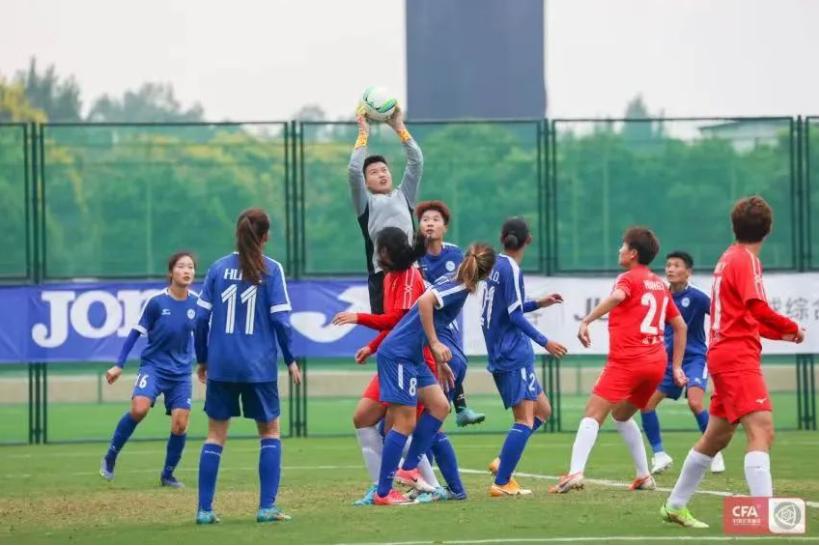 閲嶅簡甯傝冻鐞冨崗浼氶檲灏忛洦,闄堝皬闆ㄧ殑閫嗚涔嬭矾