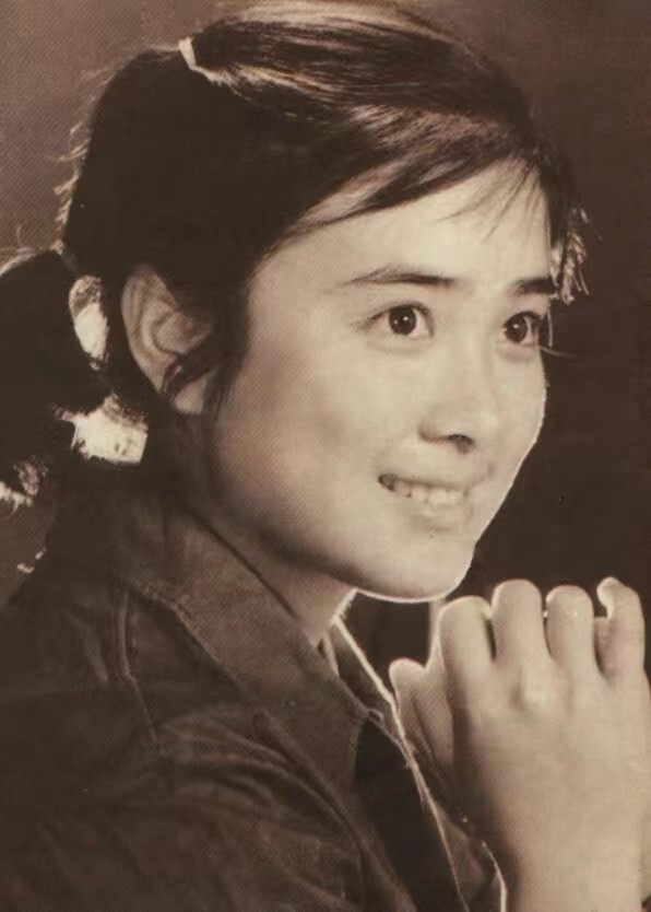 傅艺伟的情感史,傅艺伟几次婚姻