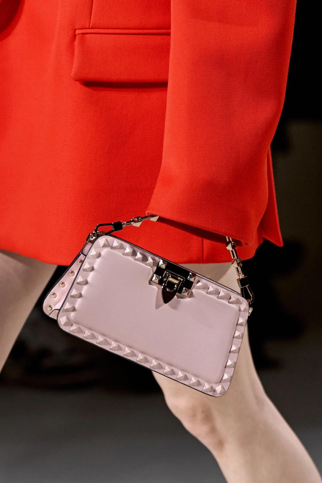 2023秋冬伦敦时装周收官,2022秋冬巴黎时装周什么时候开始