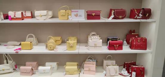 月薪数万还随地买买买？这个“冷门”岗位，唯品会竟然招了2000人