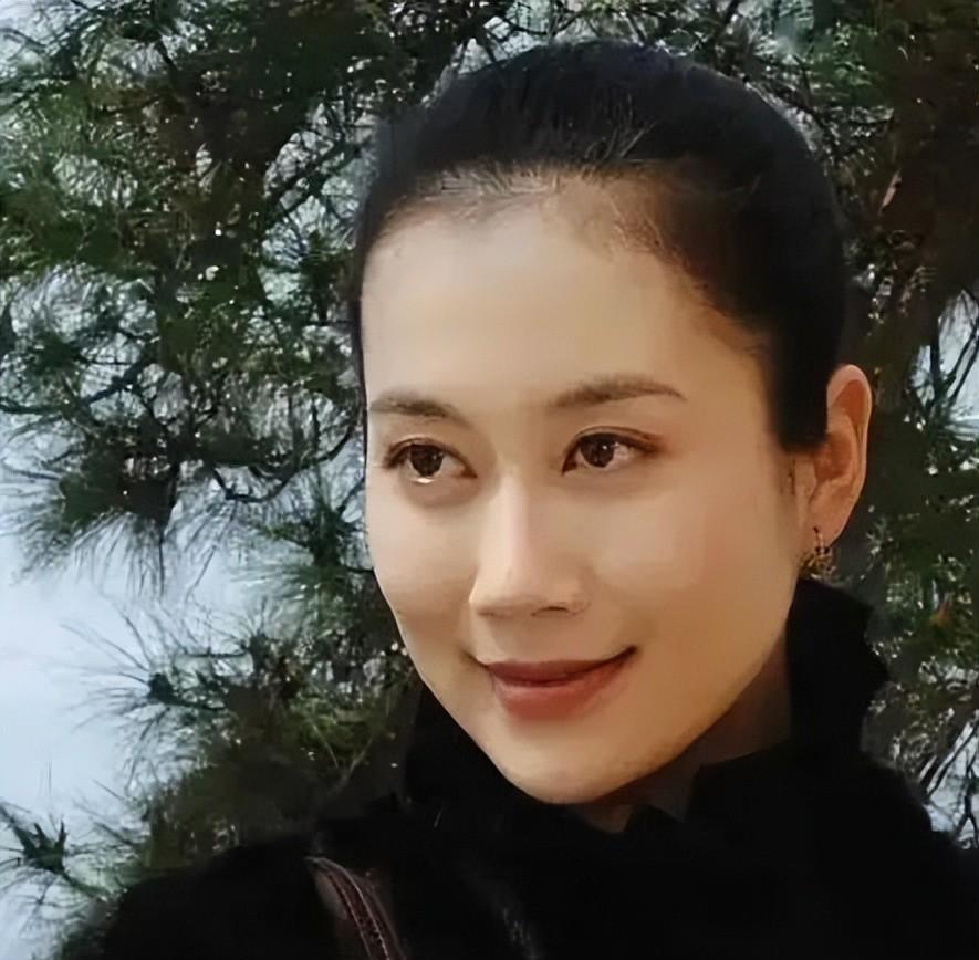 瘦到脱相的女明星真的好看吗,瘦脱相的女网红