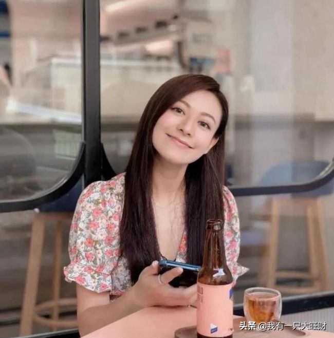 学警狙击便衣遇见盗版小妹,学警狙击小公主约见幸运王子