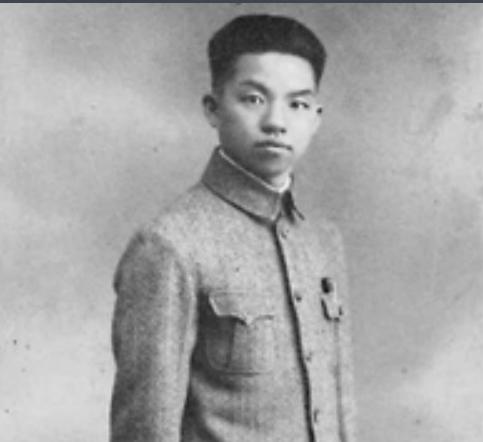 1957年，一数学老师突然被捕，公安问：你还记得被枪毙的银元犯吗