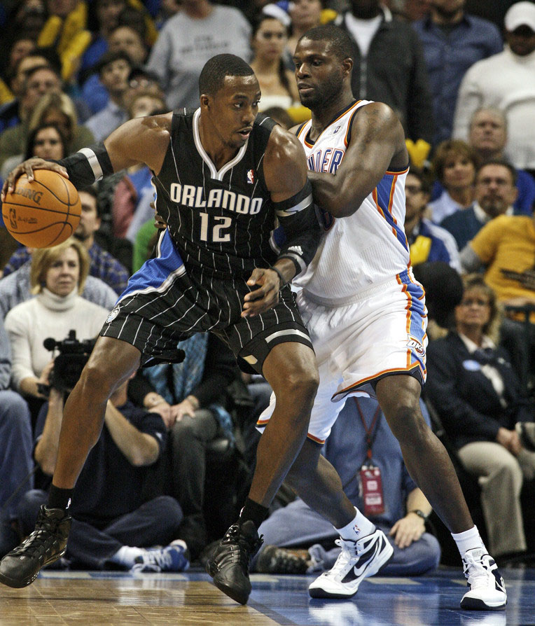 德怀特霍华德奥兰多,阿迪达斯霍华德历代篮球鞋图片