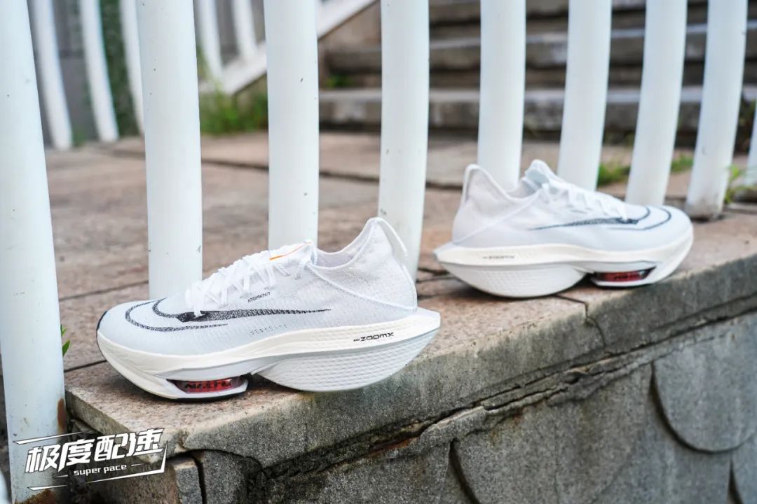 nikenewbalance,nike跑步鞋最顶尖的跑鞋