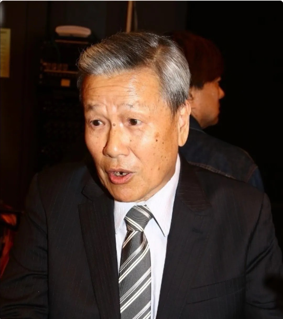 贪玩蓝月为什么不涉嫌虚假广告,香港男明星为什么给贪玩蓝月代言