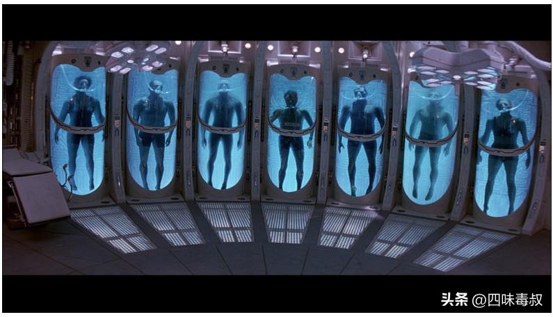 当飞船撞见魔鬼,神学便附体在科学身上