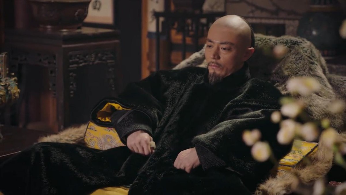 乾隆驾崩留下的嫔妃都活了多久,乾隆死后他的妃子都是什么下场