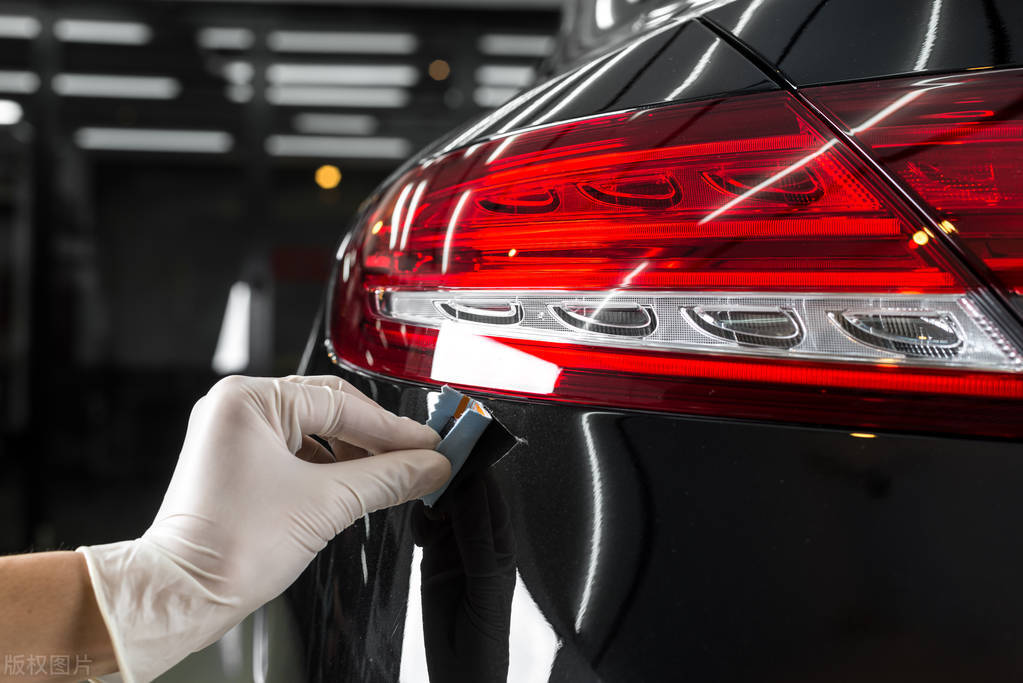 贴隐形车衣有必要贴车衣吗,汽车贴隐形车衣好贴吗