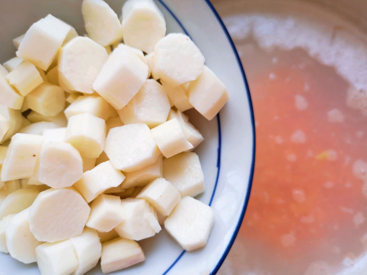 家庭版山药玉米胡萝卜粥做法,胡萝卜山药粥的家常做法养胃