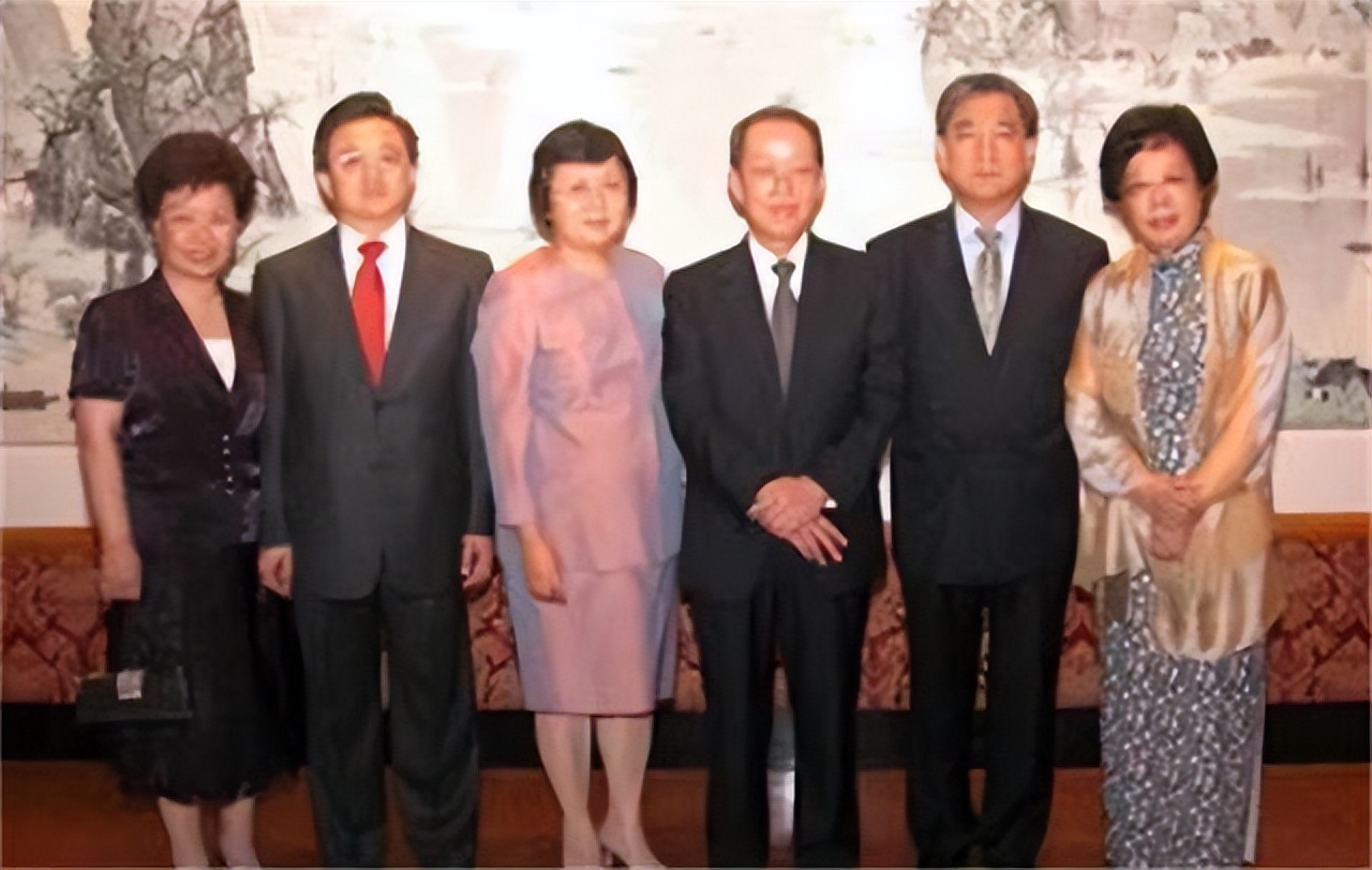 陈毅子女今何在？长子曾任副市长，次子是少将，三子和女婿皆不凡