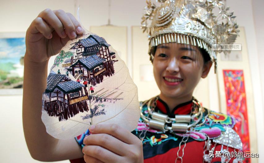 靠树叶一年赚8000万,一片树叶卖7000元