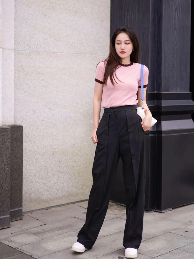 如何穿粉色才能温柔又高级,夏季穿它满满高级感